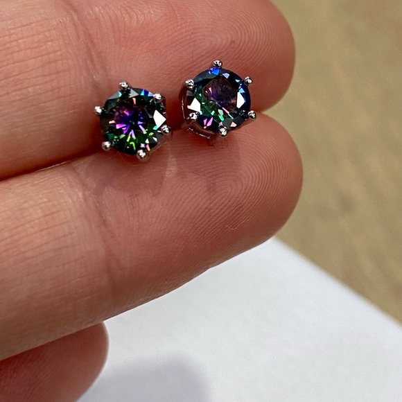 Mystic topaz rainbow crystal stud earrings - Picture 4 of 7
